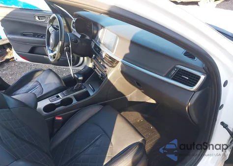 2019 Kia Optima Sx Turbo z USA, uszkodzony, nr VIN 5XXGV4L20KG292691